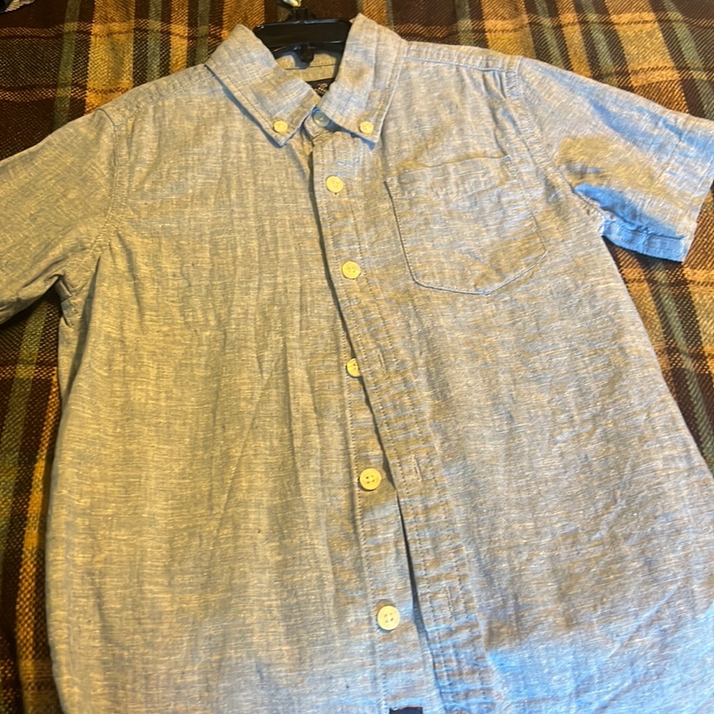 A light blue boys shirt like new